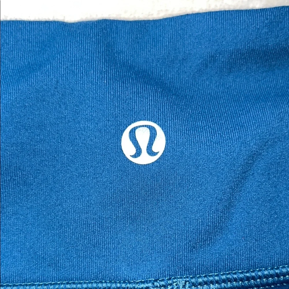 Lululemon Athletica Blue Cropped Leggings Size 8 Women's Gym Yoga Exercise Pants
